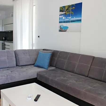 Sunny Apartment