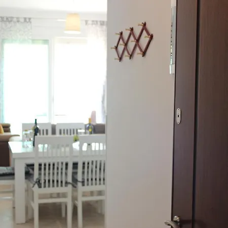 Apartment Sunny *
