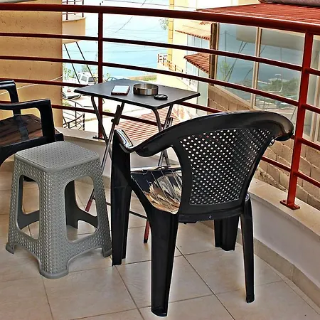 Sunny Apartment *